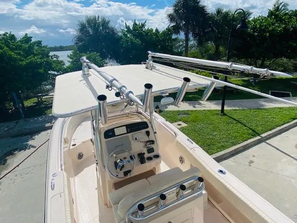 Slide: The Image of Grady-White Fisherman 230 2014 - 5