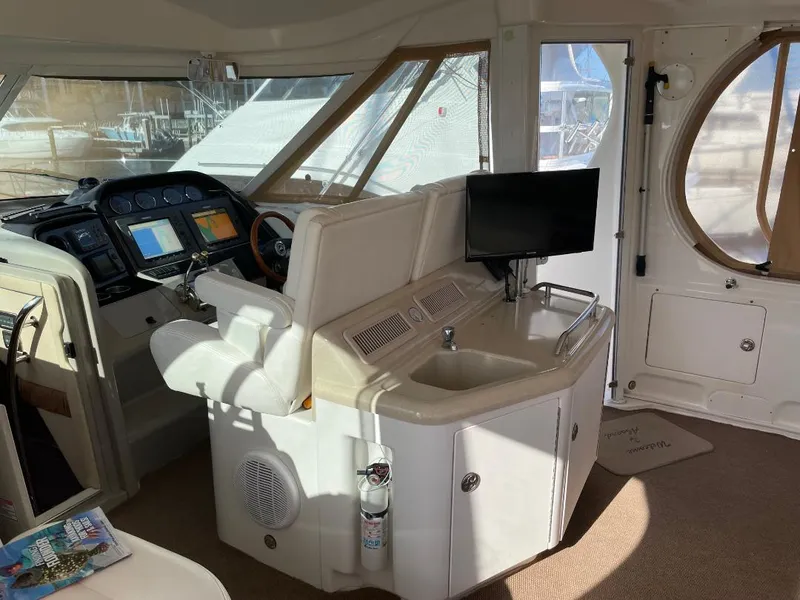 Slide: The Image of Sea Ray 40 Motor Yacht 2006 - 5
