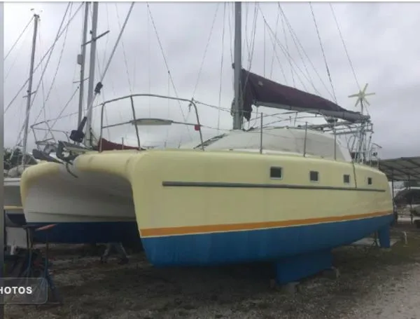 Slide: The Image of Endeavour Catamaran Corp Victory 2001 - 0