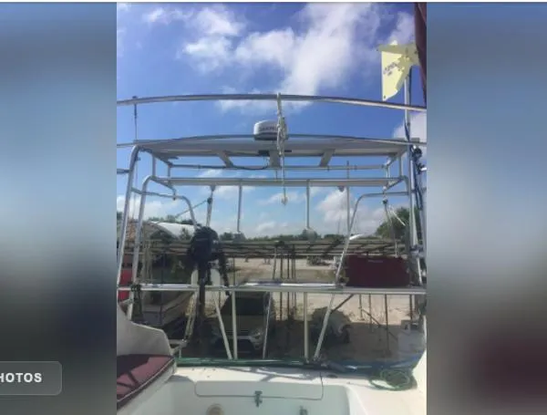 Slide: The Image of Endeavour Catamaran Corp Victory 2001 - 5