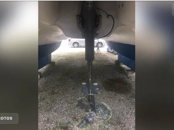 Slide: The Image of Endeavour Catamaran Corp Victory 2001 - 8