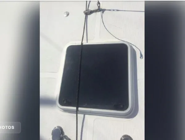 Slide: The Image of Endeavour Catamaran Corp Victory 2001 - 9