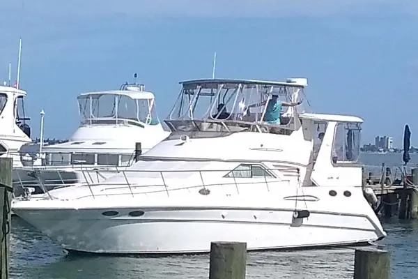 Slide: The Image of Sea Ray Aft Cabin 1997 - 0