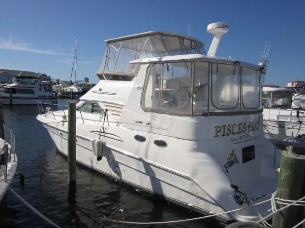 Slide: The Image of Sea Ray Aft Cabin 1997 - 2