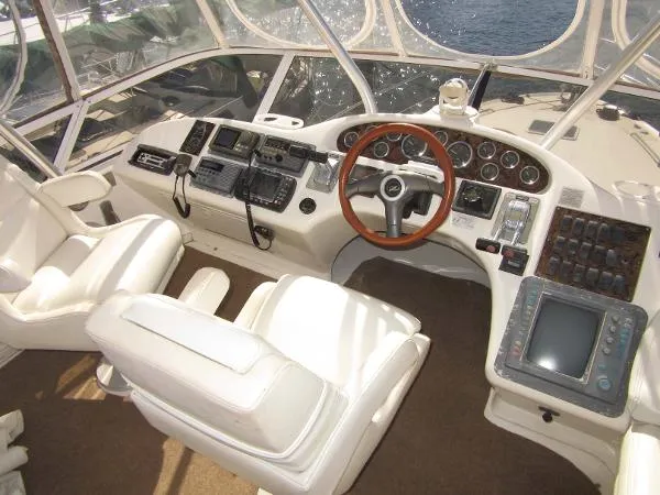 Slide: The Image of Sea Ray Aft Cabin 1997 - 6