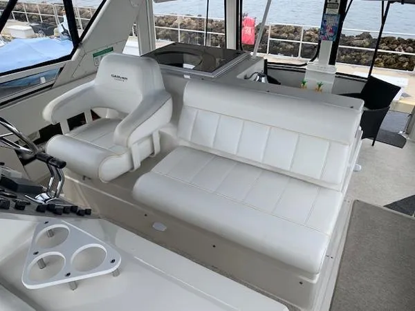 Slide: The Image of Carver Yachts 405 Aft Cabin 1998 - 7