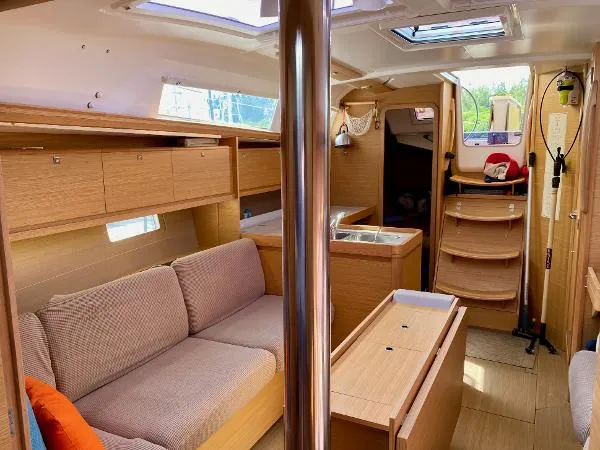 Slide: The Image of Dufour 382 Grand Large 2017 - 10