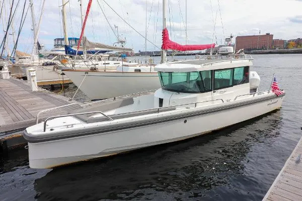Slide: The Image of Axopar 28 CABIN 2020 - 0