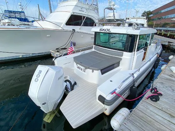 Slide: The Image of Axopar 28 CABIN 2020 - 2