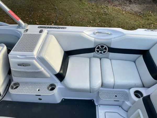 Slide: The Image of Correct Craft Super Air Nautique 220 2008 - 11