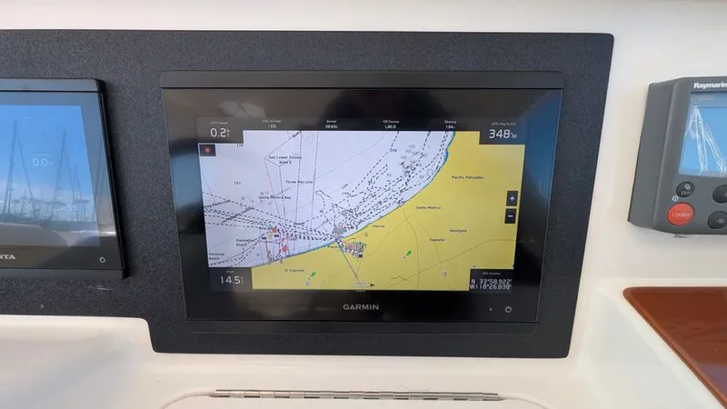 Slide: The Image of 2010 Ovation Flybridge - Image 30 - 30