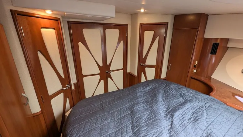 Slide: The Image of 2010 Ovation Flybridge - Image 52 - 52