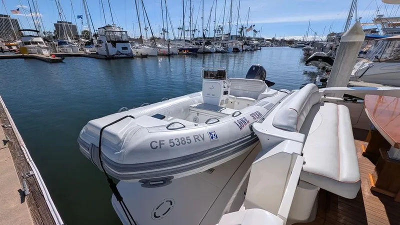 Slide: The Image of 2010 Ovation Flybridge - Image 54 - 54