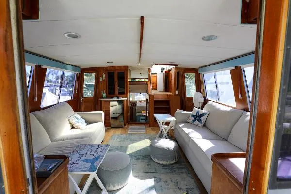 Slide: The Image of Gulfstar 49 Motor Yacht 1985 - 5