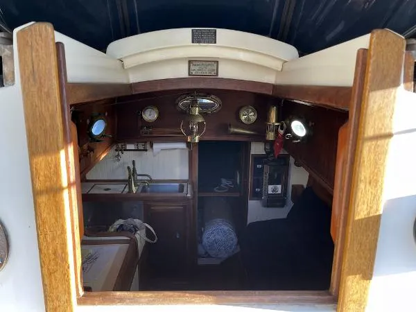 Slide: The Image of Sam L. Morse Falmouth Cutter 1990 - 2