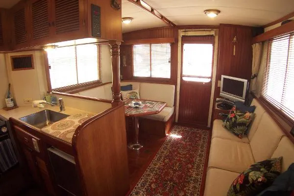 Slide: The Image of Kadey-Krogen Trawler 1999 - 9
