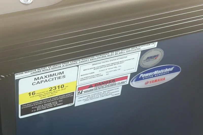 Slide: The Image of Capacity label on 2026 Avalon LSZ 25 Quad Lounge, showing maximum weight and passenger limits. - 11