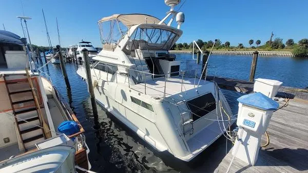 Slide: The Image of Wellcraft San Remo 43 1988 - 0