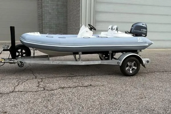 Slide: The Image of Zodiac Yachtline 440 Deluxe PVC GL Edition 60hp In Stock 2022 - 0