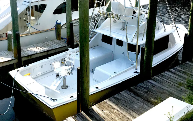 Slide: The Image of Bertram Flybridge Cruiser 1972 - 0