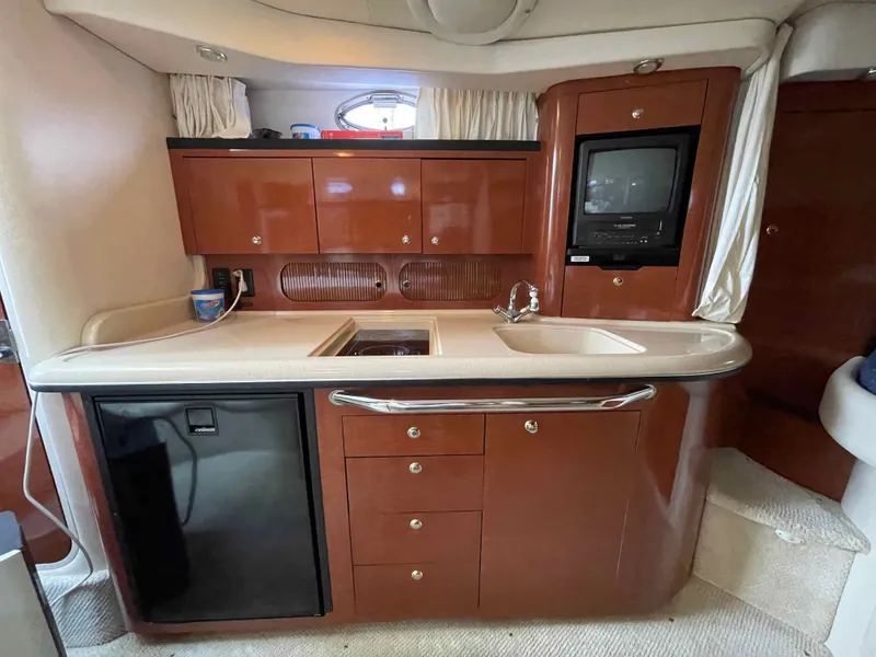 Slide: The Image of Sea Ray 340 Sundancer 2003 - 4