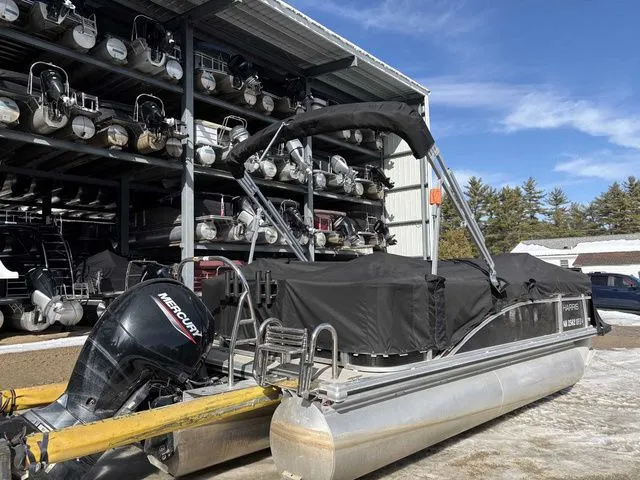 Slide: The Image of Harris Cruiser 210 2020 - 16