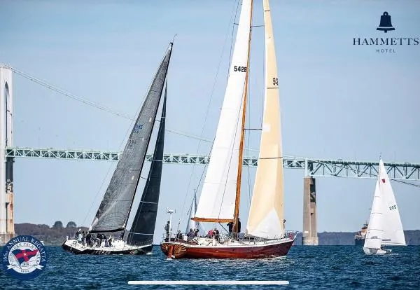 Slide: The Image of Custom Vic Carpenter 62 1992 - 6