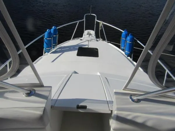 Slide: The Image of Mainship 31 Sedan Bridge 1994 - 11