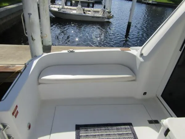 Slide: The Image of Mainship 31 Sedan Bridge 1994 - 5