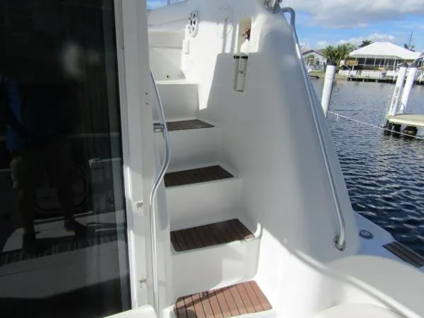 Slide: The Image of Mainship 31 Sedan Bridge 1994 - 7