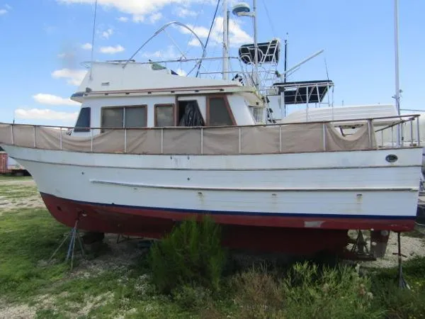 Slide: The Image of United Ocean 38 Double Cabin 1982 - 3