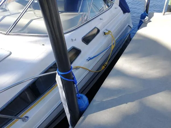 Slide: The Image of Bayliner 2855 Ciera Cruiser 1999 - 3