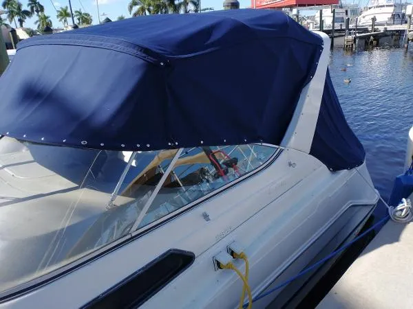 Slide: The Image of Bayliner 2855 Ciera Cruiser 1999 - 5