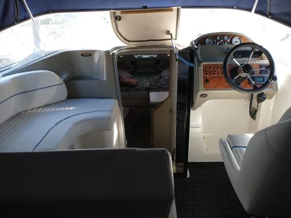 Slide: The Image of Bayliner 2855 Ciera Cruiser 1999 - 9