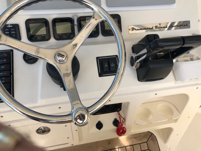 Slide: The Image of Pursuit 3480 Drummond Island Sportfish 2006 - 4