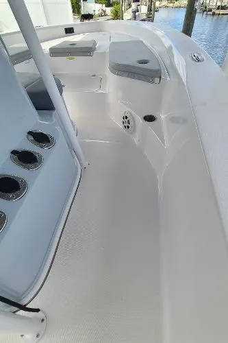 Slide: The Image of Aquasport 230 Pro Bay 2021 - 9