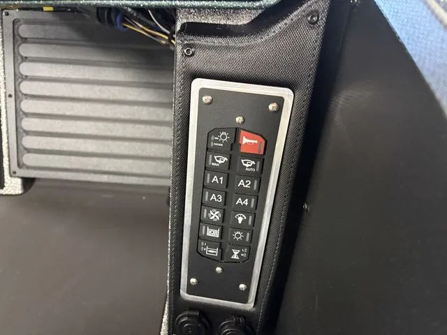 Slide: The Image of Ranger Z520 2026 - 22