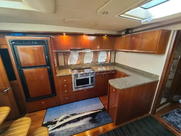 Slide: The Image of Sea Ray 48 Sundancer 2005 - 11