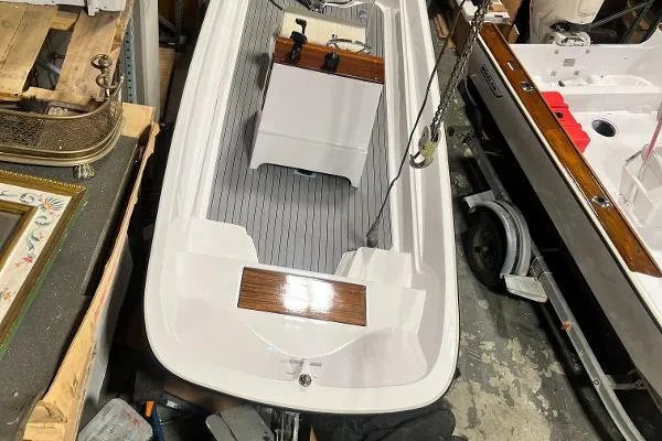 Slide: The Image of Boston Whaler 17 Montauk 1966 - 7