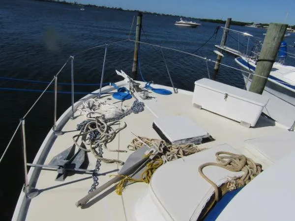 Slide: The Image of Hatteras 41 Double Cabin 1967 - 10