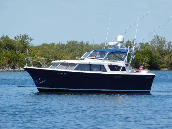 Slide: The Image of Tollycraft Express Cruiser 1969 - 0