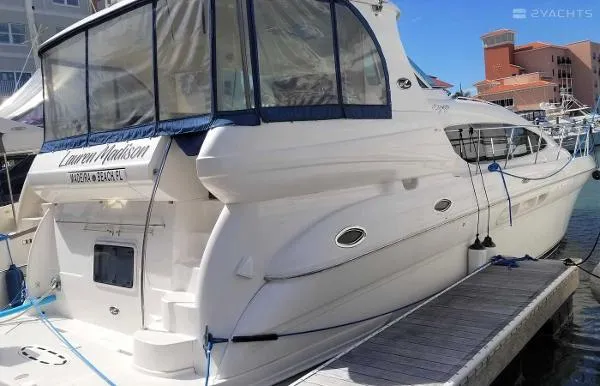 Slide: The Image of Sea Ray 480 MY 2002 - 0