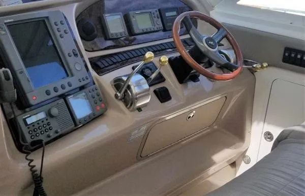 Slide: The Image of Sea Ray 480 MY 2002 - 6