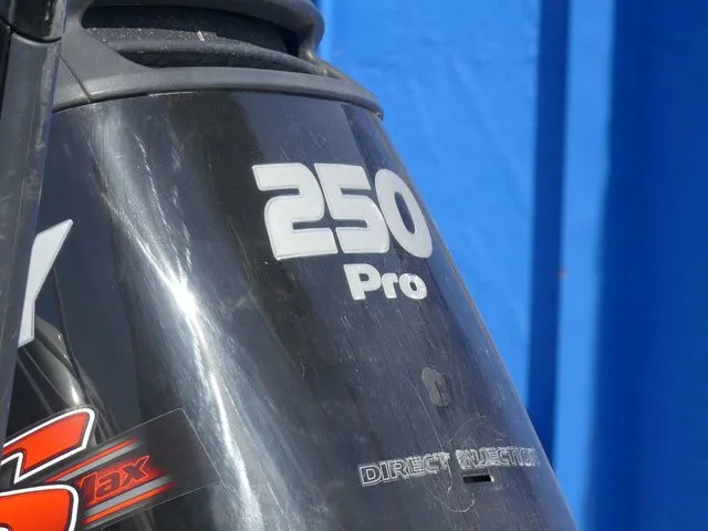 Slide: The Image of Ranger Z520 Comanche 2016 - 9