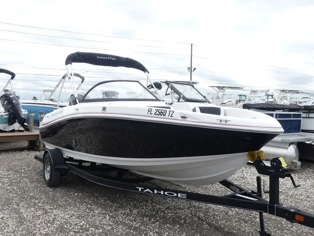 Slide: The Image of Tahoe 200 S 2024 - 3