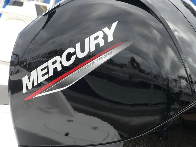 Slide: The Image of Tahoe 200 S 2024 - 9