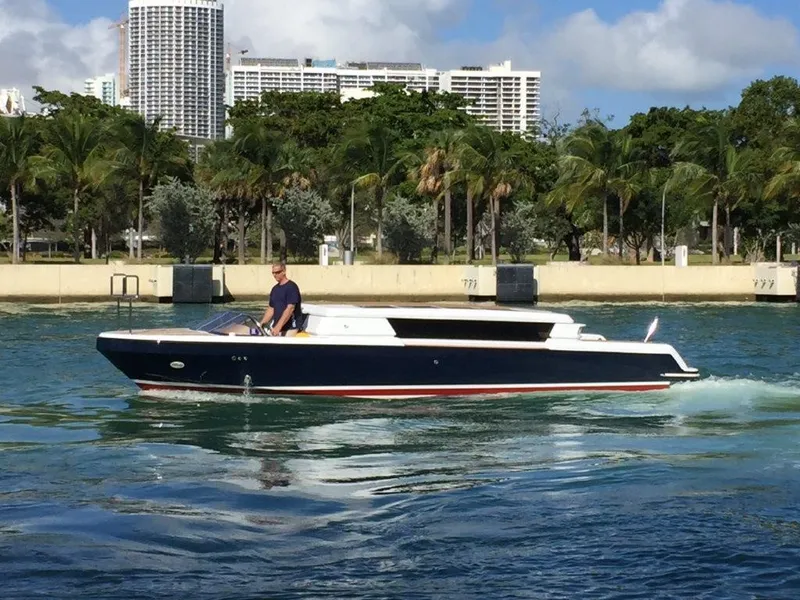 Slide: The Image of Royal Denship 300 Limo 2006 - 0