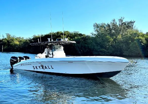 Slide: The Image of Midnight Express 34 Center Console 2014 - 3