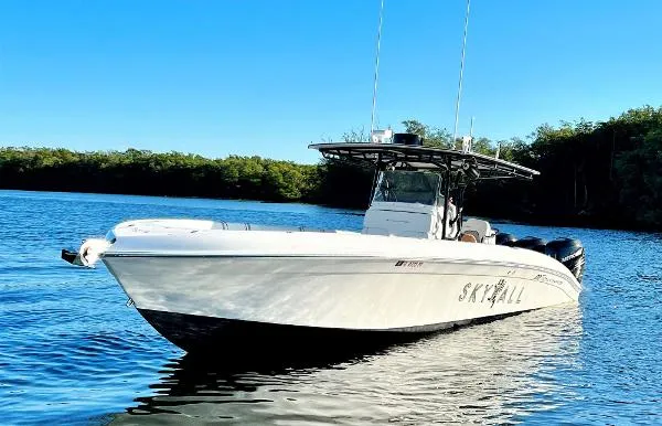 Slide: The Image of Midnight Express 34 Center Console 2014 - 4