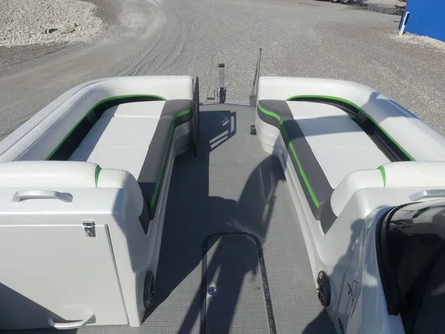 Slide: The Image of Manitou SRW 25 XT SHP Dual Engine 2020 - 23